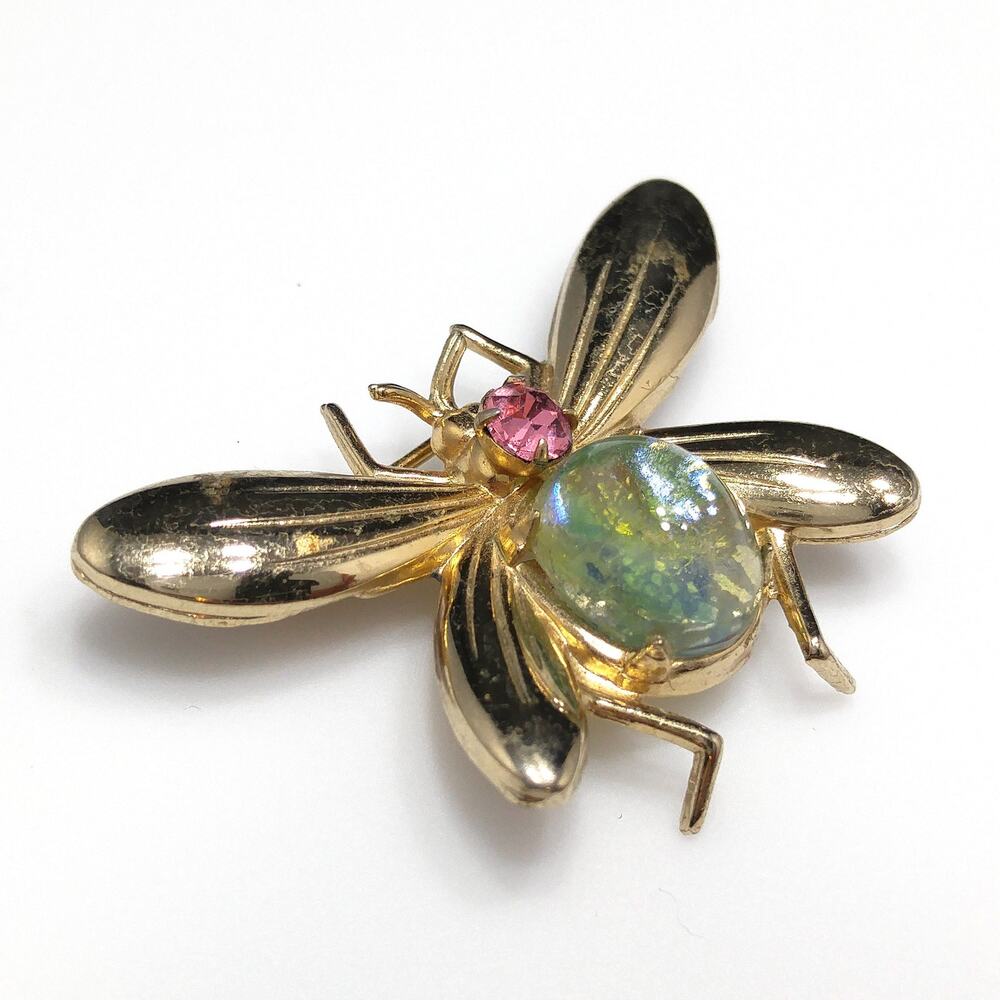 Vintage Lucite Insect Brooch, Gold Flakes, Pink Rhinestone, 1950s - Picture 6 of 10
